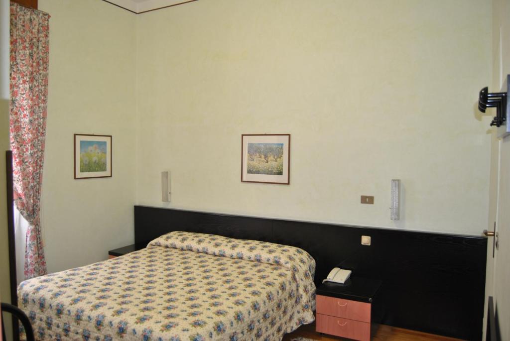 Hotel Villa Mon Toc Stresa Quarto foto