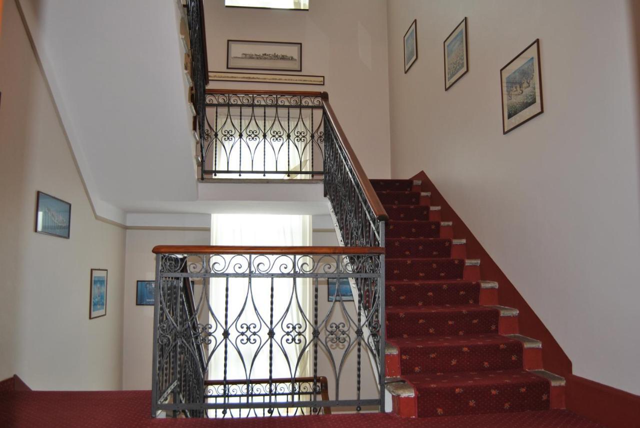 Hotel Villa Mon Toc Stresa Exterior foto